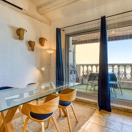 T3 Avec Terrasse Avec Vue Exceptionnelle Sur Les Quais De Apartmán